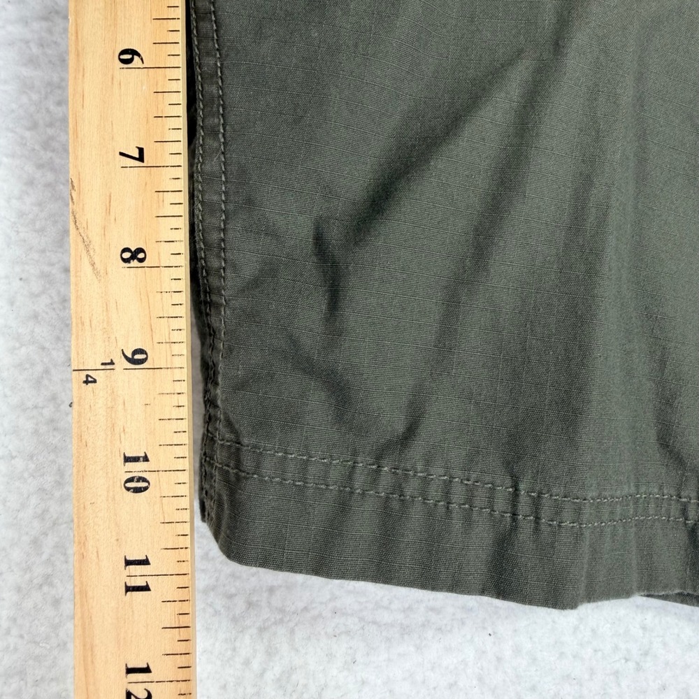 The North Face Cargo Shorts Mens 40 Olive Green Ripstop Hiking Outdoor Utility - Picture 9 of 10